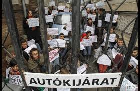 Fidesz székház tüntetés