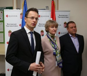 Jó barátok: Szíjártó és Tarsoly csaba