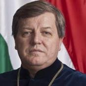 Stumpf István is önjáró az AB-ben