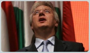 Semjén hazaárulózott